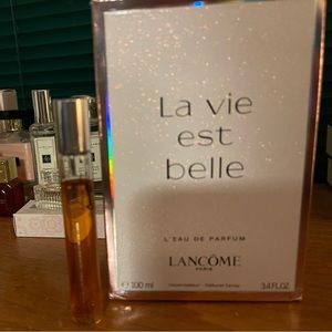 La Vie Est Belle 3.4 oz bottle with free rollerball